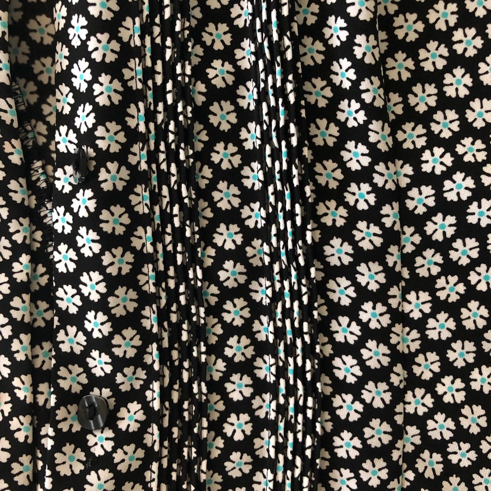 Covington Button Up Small/Medium - Picture 5 of 5
